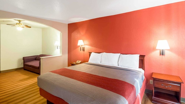 1 King Bed | Mobility Accessible RI Shower Nsmk