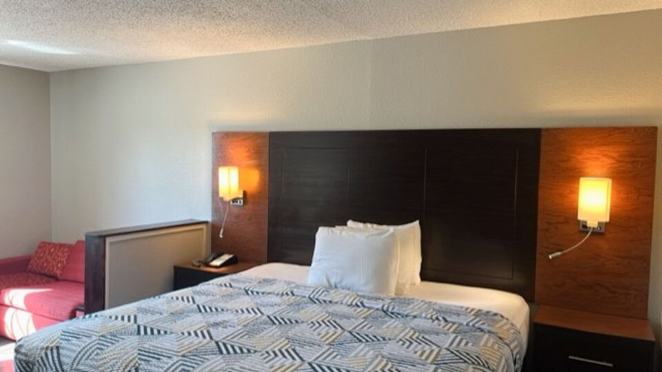 Motel 6 Tulsa, OK - Airport, C74017, Tulsa