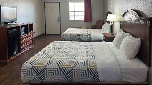 2 Queen Beds | Smoking, Micfridge