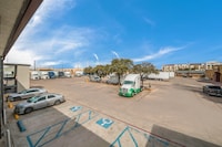 Studio 6 Laredo, TX - North I 35
