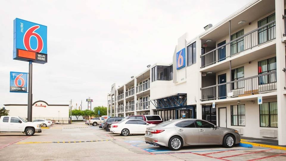 Studio 6 Houston, TX - Medical Center NRG Stadium, C77025, Houston