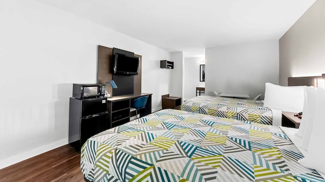 2 Full Beds | Non-Smoking, Kitchen