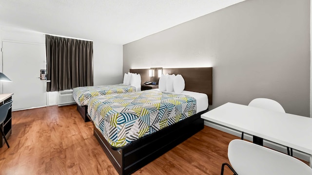 2 Full Beds | Smoking, Kitchen