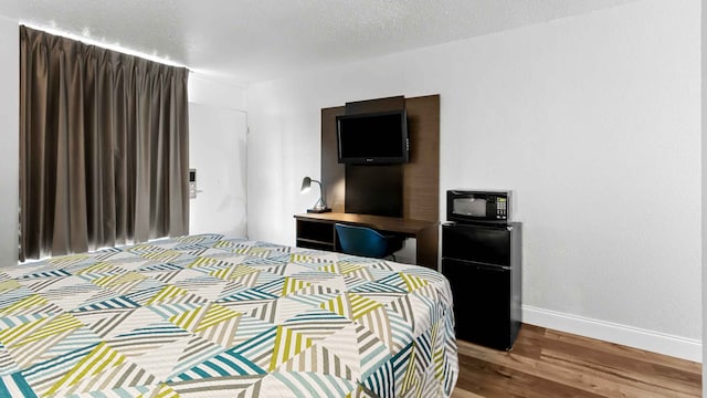 1 King Bed | Mobil Access Tub Nsmk Kitchen