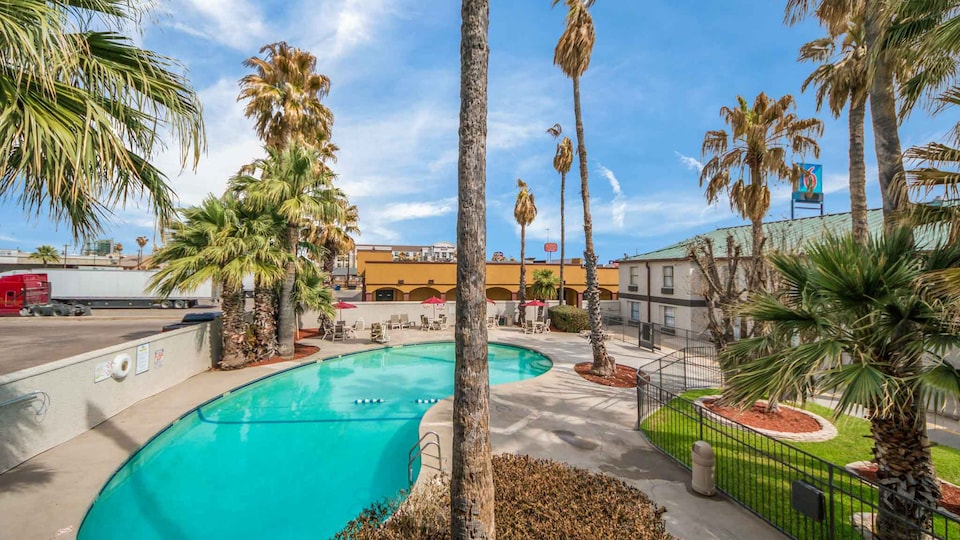 Motel 6 Laredo, TX - North I-35, Laredo, Laredo