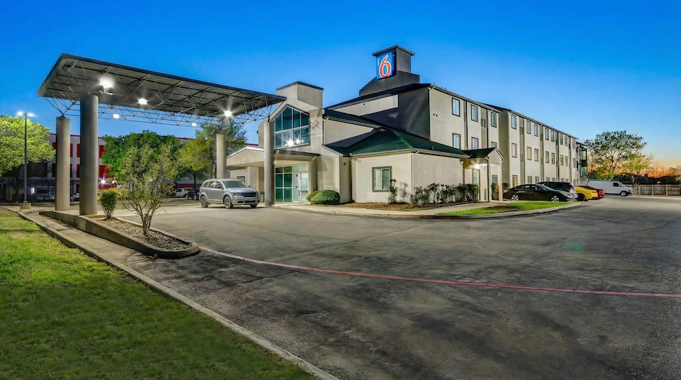 Motel 6 San Antonio, TX - Sea World North, C78245, San-Antonio