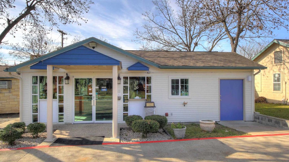 Motel 6 Kerrville, TX, KERRVILLE, KERRVILLE