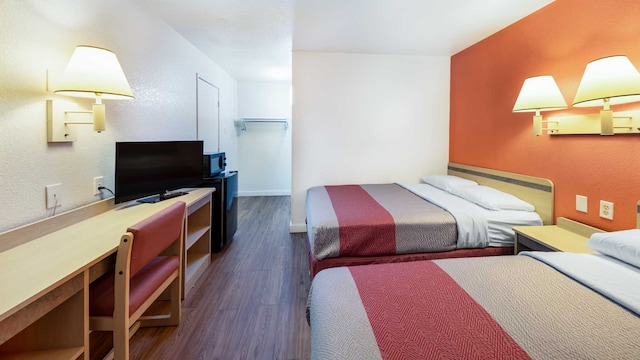 2 FULL BEDS | NON-SMOKING, MICFRIDGE