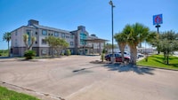 Motel 6 Harlingen, TX
