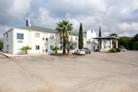 Motel 6 New Braunfels, TX