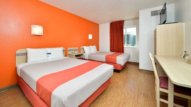 2 Full Beds | Non-Smoking