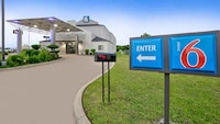 Motel 6 Denison, TX