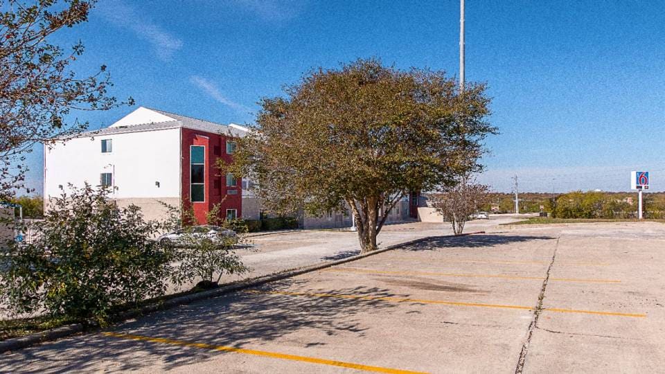 Motel 6 San Antonio, TX - Downtown - Alamo Dome, C78112, San-Antonio