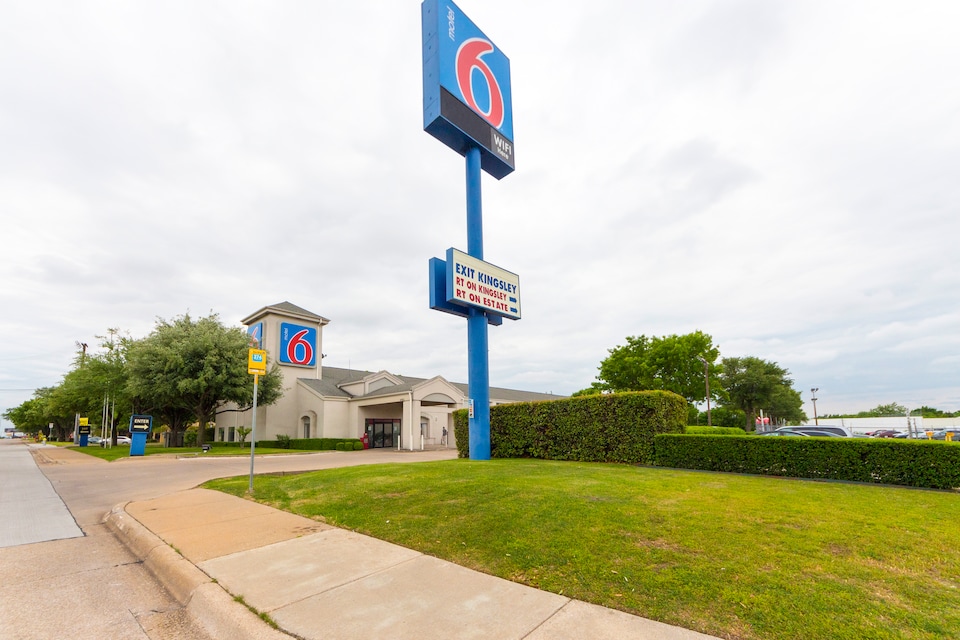 Motel 6 Dallas, TX - Northeast, C75040, Dallas