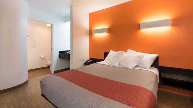 1 Queen Bed | Non-Smoking