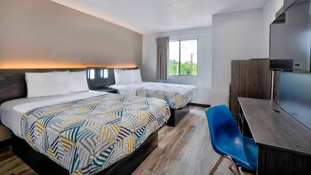 2 Full Beds | Mobility Accessible Tub Nsmk