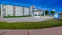 Motel 6 Benbrook, TX - Fort Worth