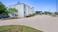 Motel 6 Benbrook, TX - Fort Worth
