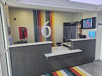 Motel 6 Sinton, TX