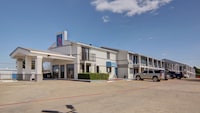 Motel 6 Lancaster, TX - DeSoto - Lancaster
