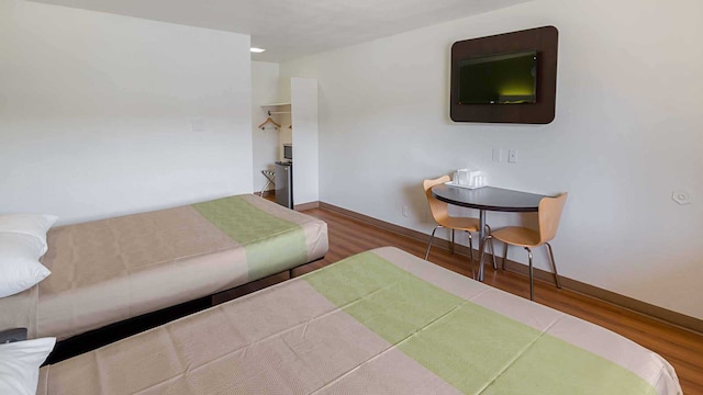 2 FULL BEDS | SUITE, NSMK, MICFRIDGE