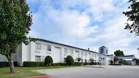 Motel 6 Plano, TX - West - Frisco