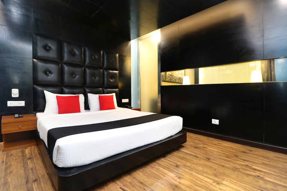 Capital O 2199 The Toy Hotel, Hotel Market Chandigarh, Chandigarh