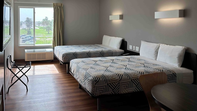 2 FULL BEDS | NON-SMOKING