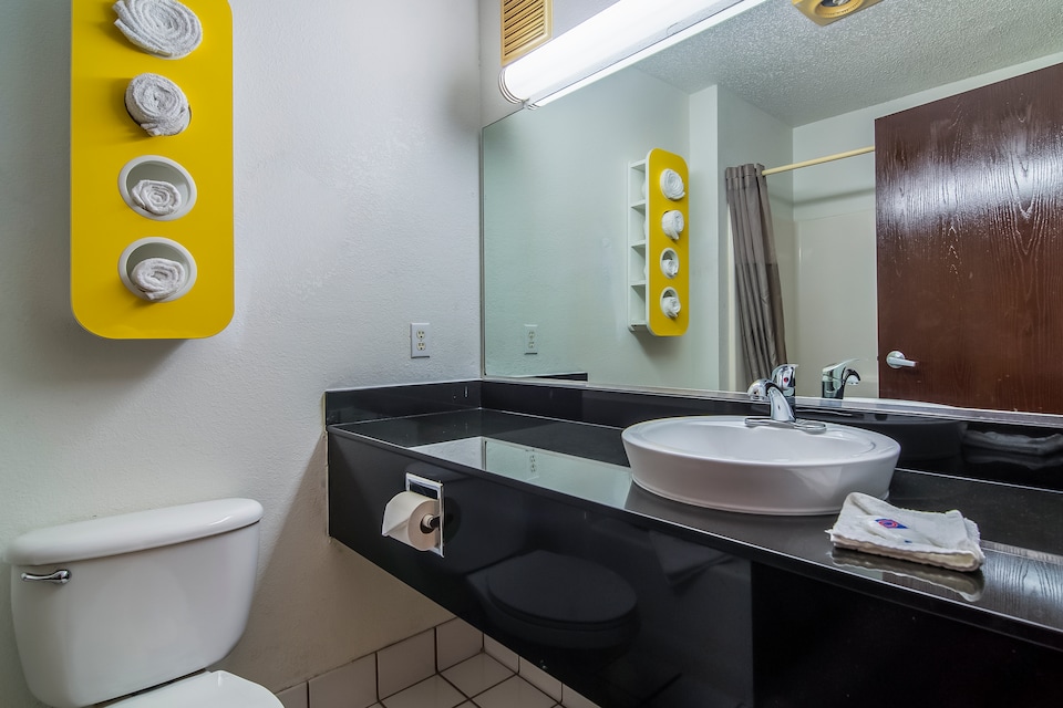 Motel 6 Dallas, TX - North - Richardson, C75238, Dallas