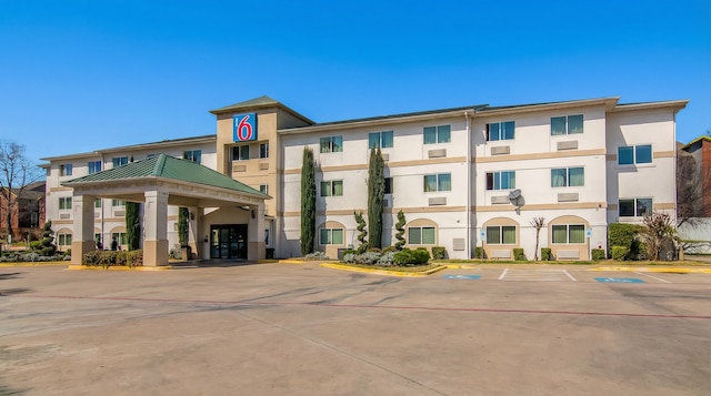 Motel 6 Dallas, TX - North - Richardson