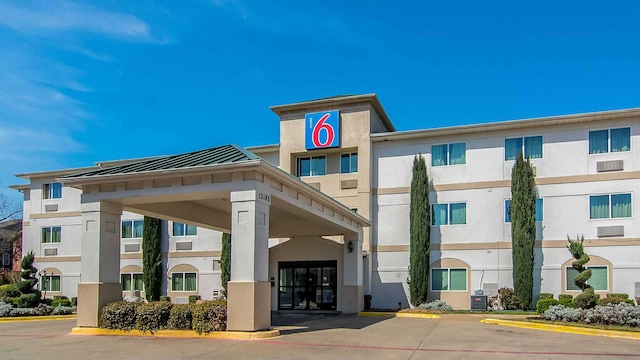 Motel 6 Dallas, TX - North - Richardson