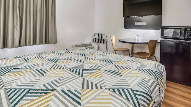 1 Queen Bed | ADA/RI Shower/Non-Smoking