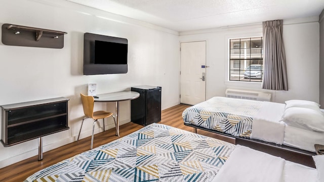 2 Full Beds |Mobility Accessible Tub Smk