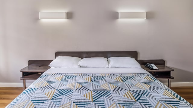 1 Queen Bed | Smoking