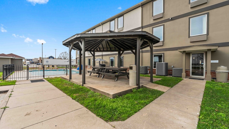 Motel 6 Rosenberg, TX, C77423, Rosenberg TX