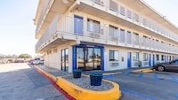 Motel 6 Garland, TX - Dallas