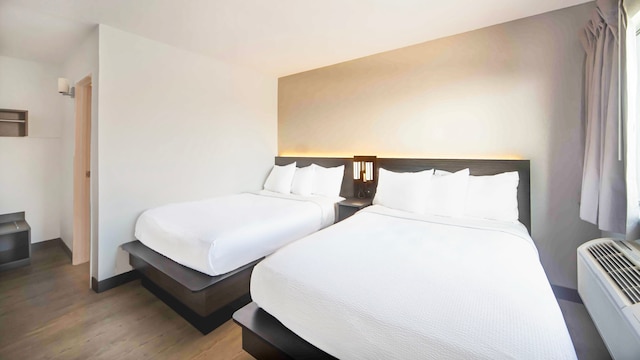 2 Full Beds | Non-Smoking, Micfridge