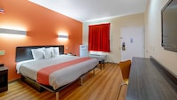 Motel 6 Rhome, TX
