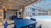 Motel 6 Boerne, TX