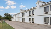 Motel 6 Irving, TX - Irving DFW Airport South