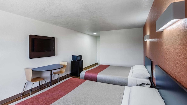 2 Queen Beds | Non-Smoking, Micfridge