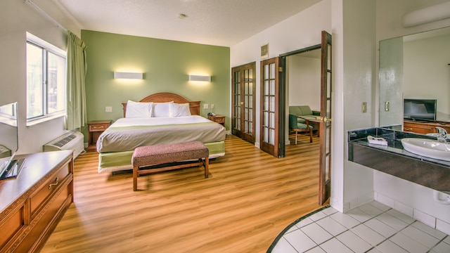 1 King Bed | Suite, Nsmk, Hot Tub, Sofa-Bed