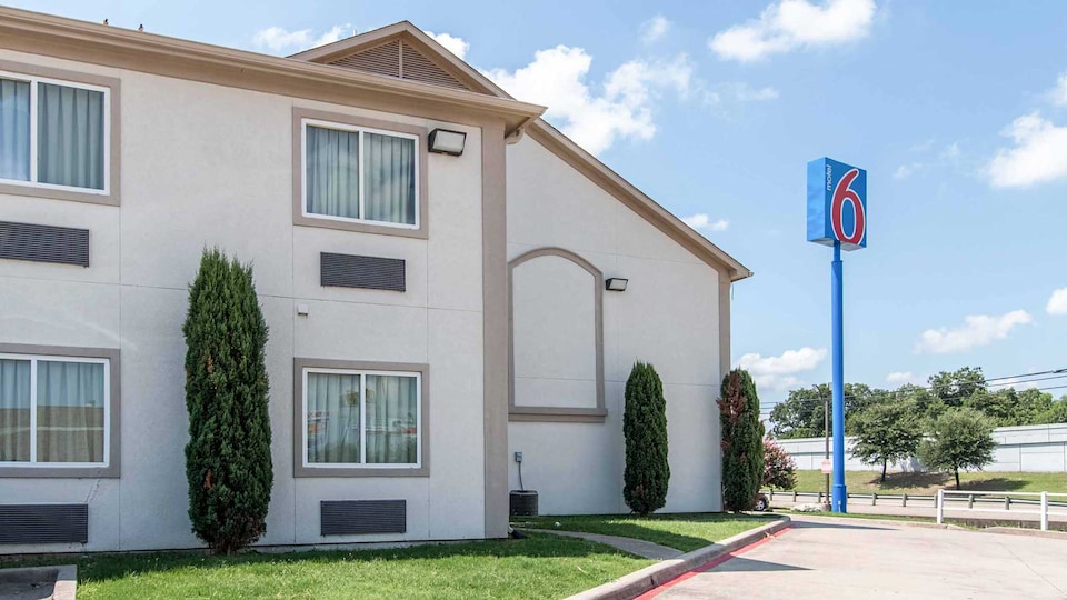 Motel 6 Hutchins, TX, HUTCHINS, HUTCHINS