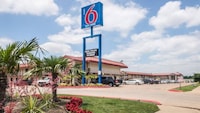 Motel 6 Mesquite, TX - Rodeo - Convention Ctr