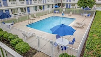 Motel 6 Conroe, TX