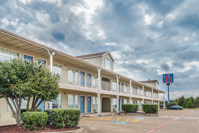 Motel 6 Waxahachie, TX