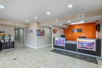 Motel 6 Waxahachie, TX