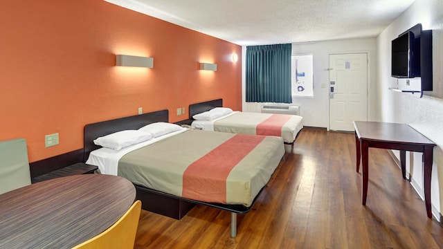 2 QUEEN BEDS | NON-SMOKING