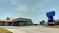Motel 6 Mount Pleasant, TX