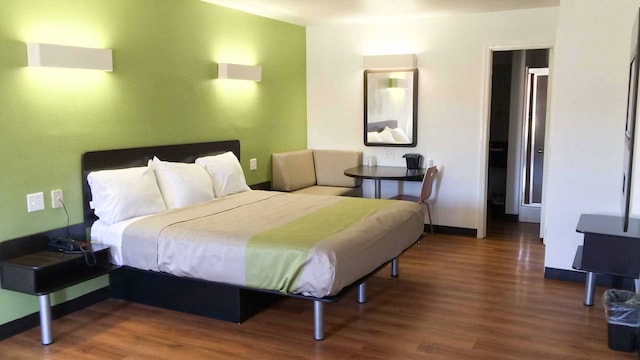 1 King Bed | Smoking, Kitchen, Sofa-Bed